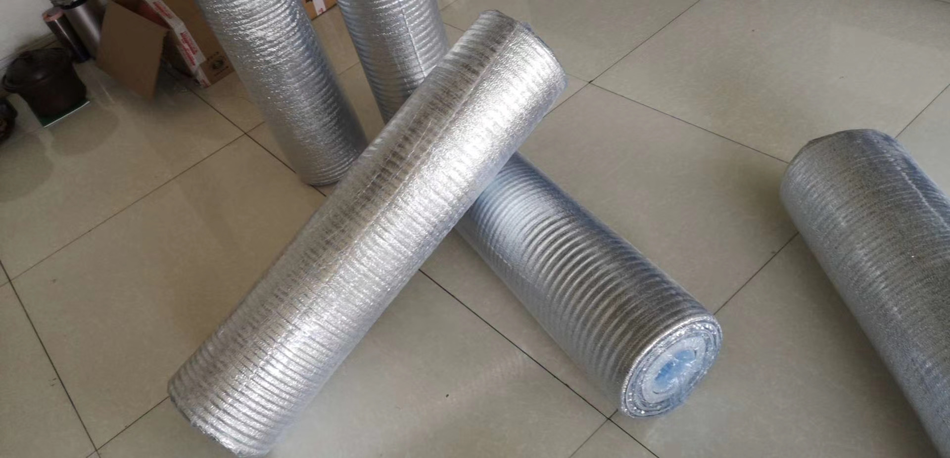 ملحقات الأرضيات - رغوة تحتية