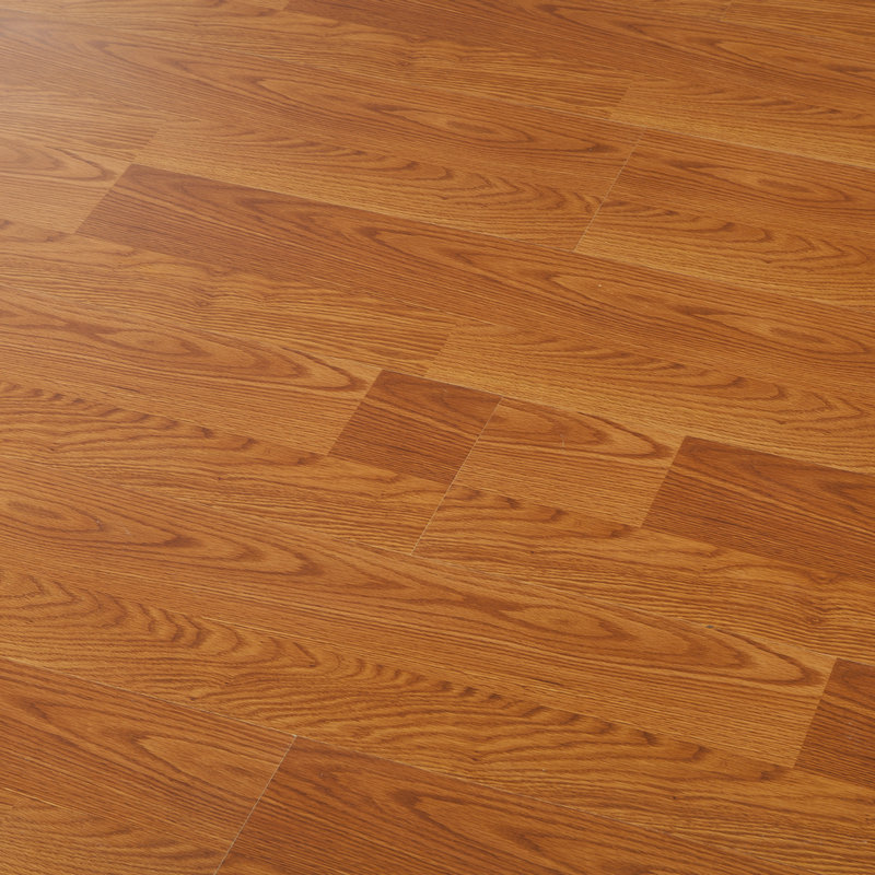 أرضيات سهلة التركيب 8 مم