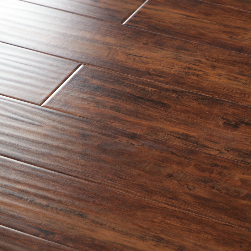 أرضيات خشبية عالية الجودة بسمك 10 مم