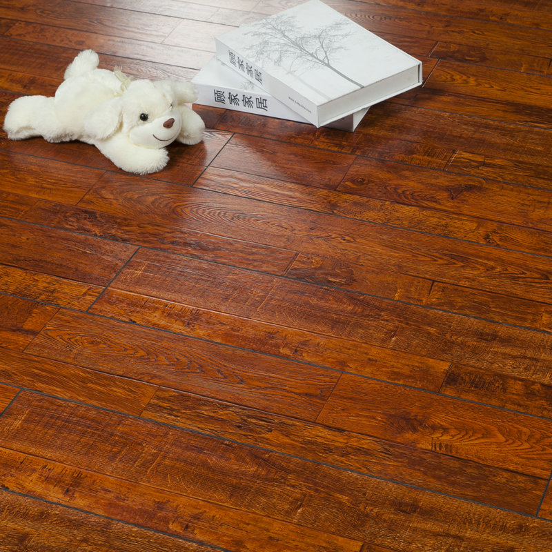 أرضيات بتقنية ألمانية 8 مم