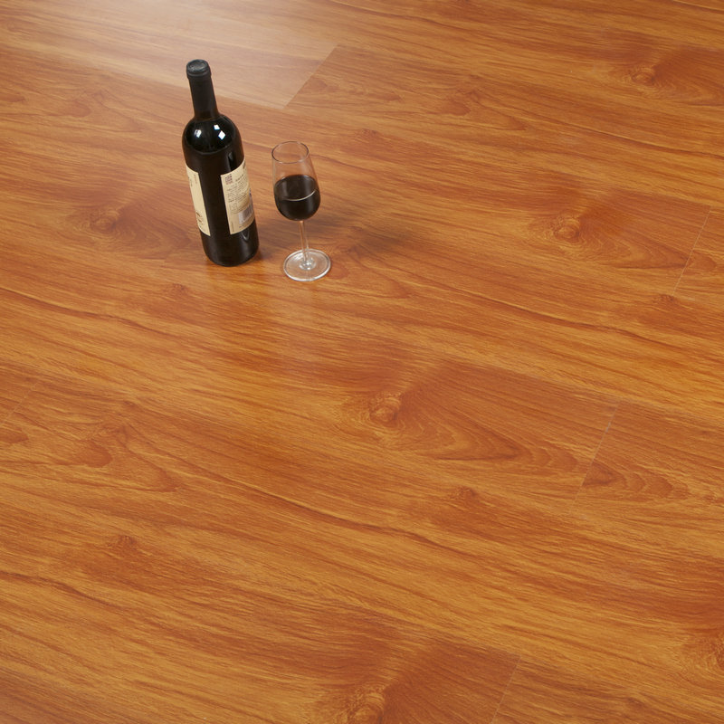 أرضيات مصفحة بتقنية ألمانية