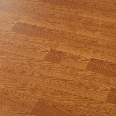 أرضيات سهلة التركيب 8 مم