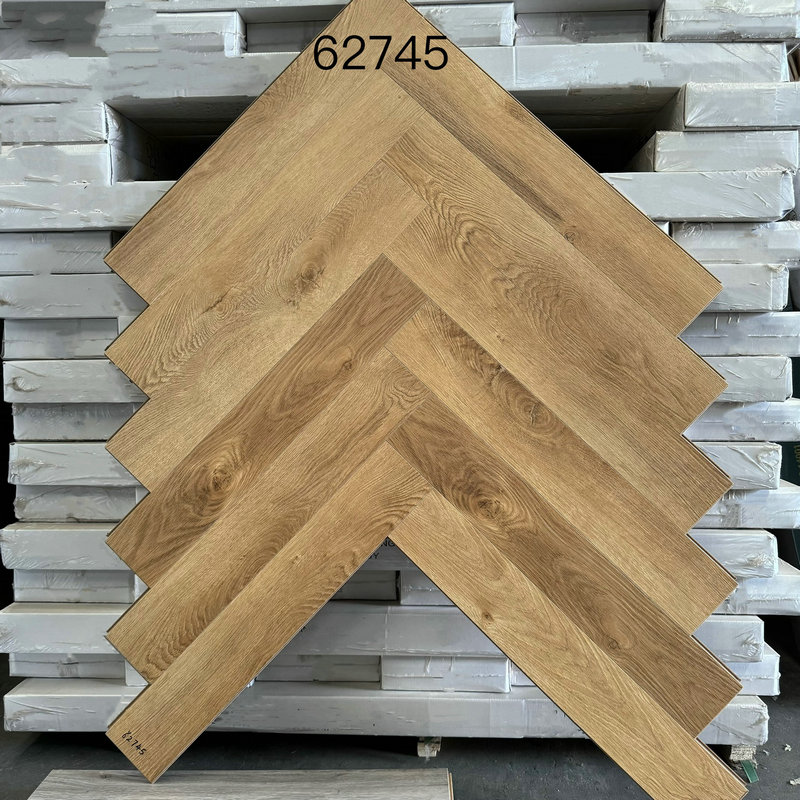 12 mm Fischgrät-Laminatboden, umweltfreundlich, E1 12 mm Fischgrät-Laminatboden, umweltfreundlich, E1