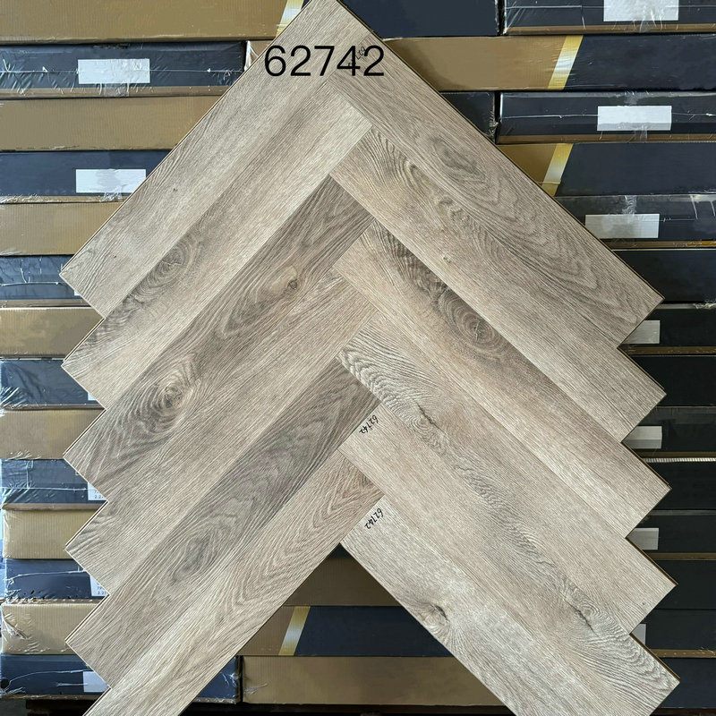 12 mm Fischgrät-Laminatboden, umweltfreundlich, E1 12 mm Fischgrät-Laminatboden, umweltfreundlich, E1