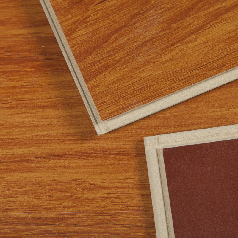 أرضيات مصفحة بتقنية ألمانية